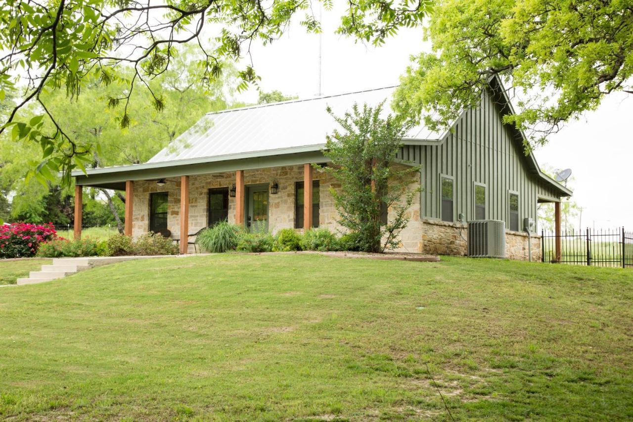 Nrs Event Center & Guest Ranch Hotel Decatur Eksteriør billede