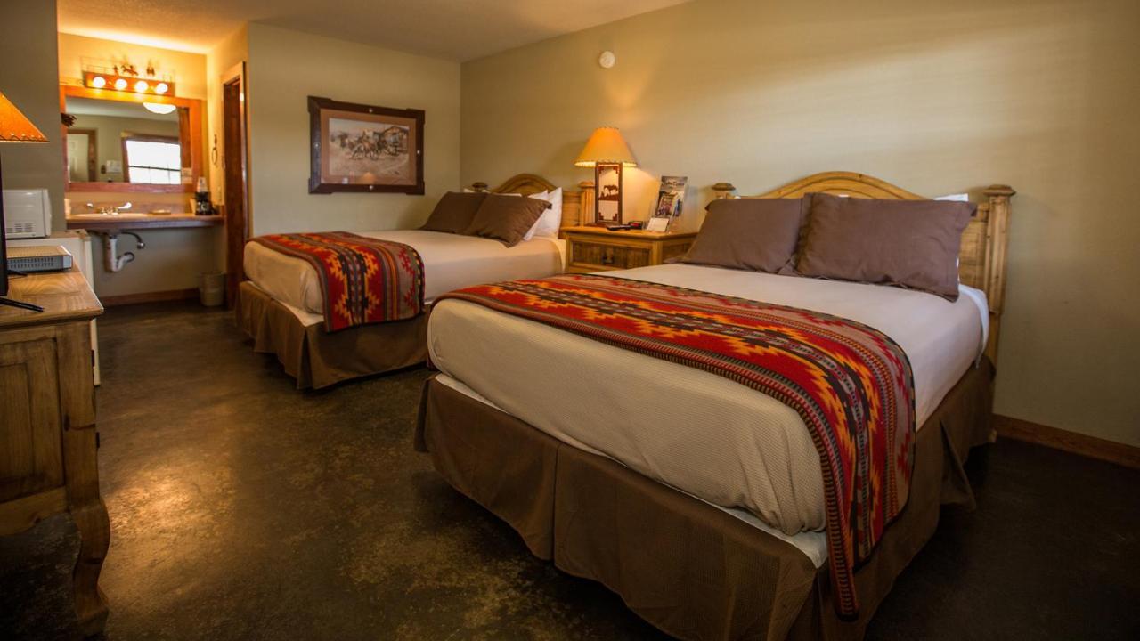 Nrs Event Center & Guest Ranch Hotel Decatur Eksteriør billede